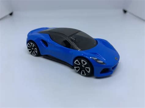 HOT WHEELS Lotus Emira Blue Q Case 2022 MINT LOOSE 1 64 3 50 PicClick UK