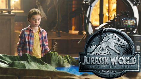 jurassic world the fallen kingdom maisie lockwood Jurassic World 2 ...