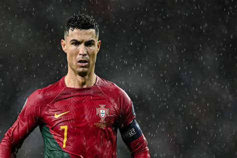 Portugal De Cristiano Ronaldo Joga Por 100 Nas Eliminatórias Da Eurocopa Saiba Onde Assistir