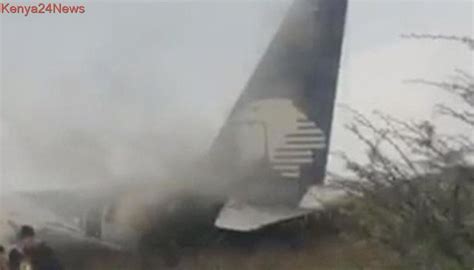 Passengers capture dramatic footage of Aeroméxico plane crash