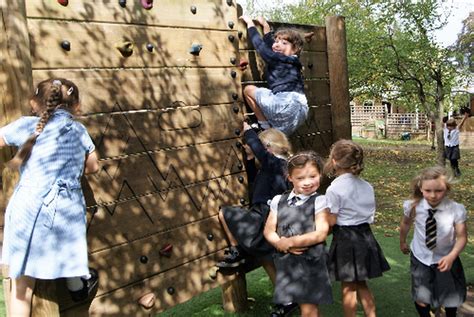 St Louis Catholic Primary School Home