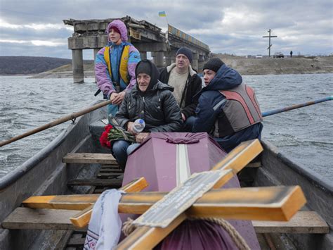 Faith Leaders Call For Putin To Extend Christmas Truce Into A Permanent