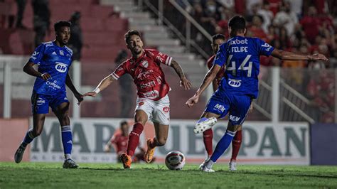 Londrina vence o CSA e ainda sonha o G 4 da Série B Cruzeiro de