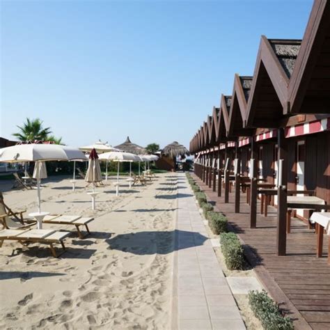 Tibidabo Beach Lido Di Ostia Rm Prenotazione Online Spiagge It