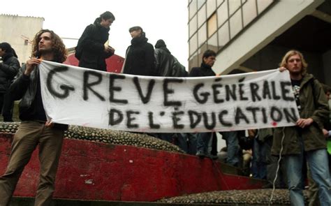 Professeurs en grève et journée d action dans la fonction publique