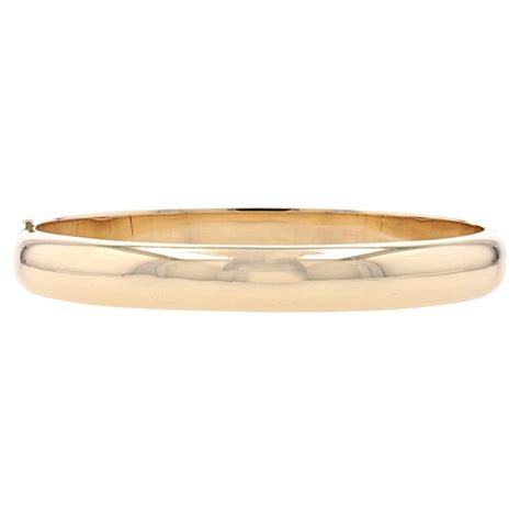 Tiffany And Co Yellow Gold Oval Bangle Bracelet At Stdibs Oval Gold