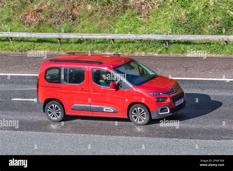 Citroen Berlingo Banque De Photographies Et Dimages Haute R Solution