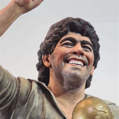 Trayectoria De Diego Armando Maradona 3