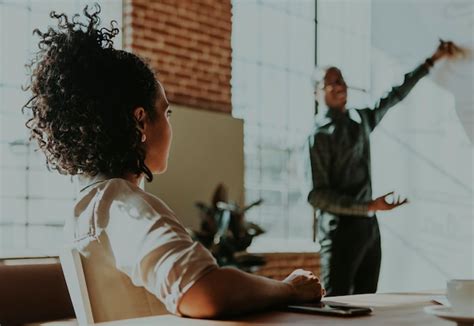 Premium Photo Businessman Presenting In A Meeting