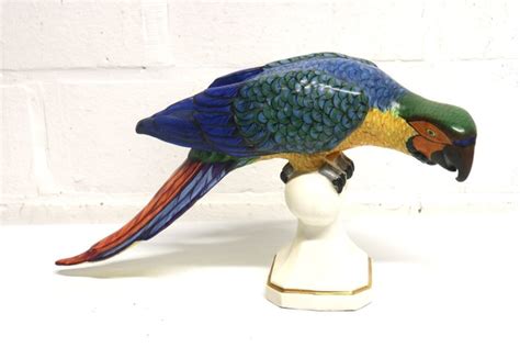 Royal Dux Porzellan-Manufaktur - Escultura, guacamaya azul - Catawiki