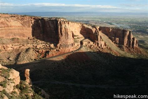 Balanced Rock | Colorado National Monument | Hikespeak.com