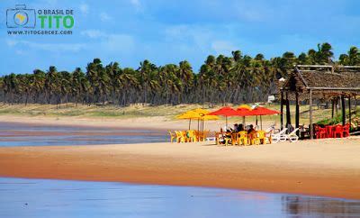 Barraca na Praia de Santo Antônio no Litoral Norte da Bahia Por Tito