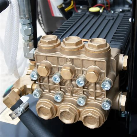 DELUX RK 43 1030 Gas Hot Water Washer PowerWash