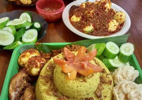 Resep Nasi Kuning Gurih Oleh Rena Helsa Cookpad