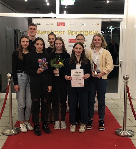 Local officials explain the history of the barnimer busgesellschaft 24