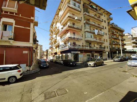 Vendita Appartamento Catania Quadrilocale In Via Fontanelle 24 Da