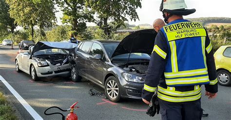 Zwei Verletzte Bei Unfall Auf Der Bundesstra E Bei Warburg Nw De