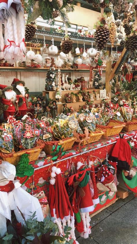 Christmas market Barcelona | Mercadillos navideños madrid, Mercado de navidad, Mercados navideños