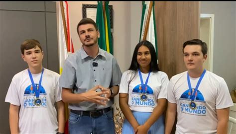 Ganhando o Mundo estudantes do Paraná começam a embarcar para