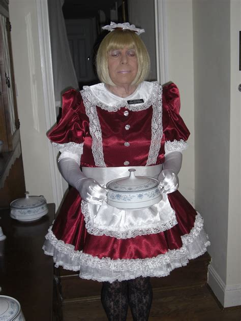 Maid Barbie In Red Uniform 13 247 Live In Maid Sissy Barb Flickr