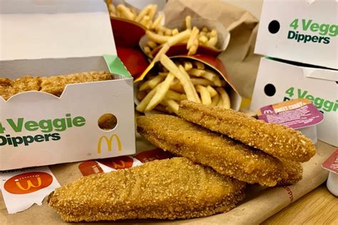 Mcdonalds Vegan Dippers Review Crispy Breadcrumbs But Taste Like Baby