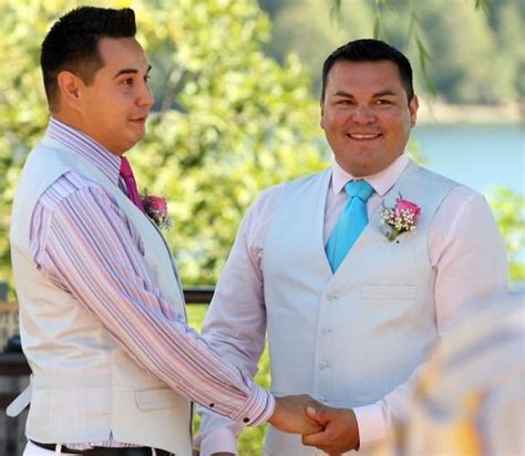 Suquamish Tribe S First Same Sex Couple Marries