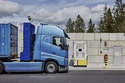 New Hydrogen Volvo Long Haul Tractor Unit Revealed Truck News