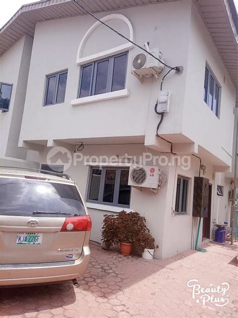 Shortlet 3 Bedroom Flat In Ajao Estate Isolo Lagos 5HBEE