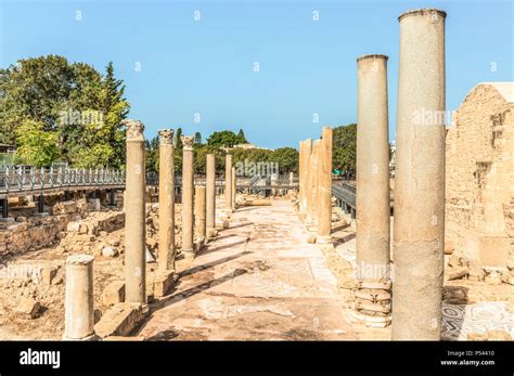 Ancient Roman ruins in the archaeological park of Paphos, Cyprus Stock ...