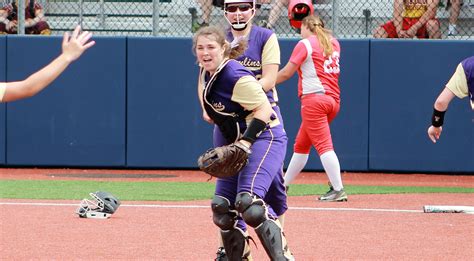 Player Profile: Emily Huff, Karns City – D9Sports.com