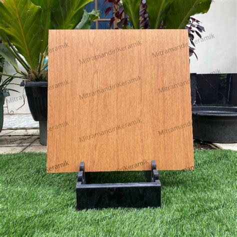 Jual Granite Lantai 60x60 AGATHIS BROWN WOOD MATT GARUDA TILE Shopee