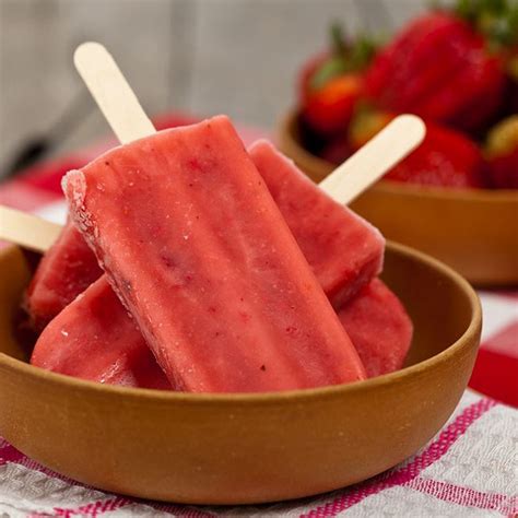 Recette Glaces à leau aux fraises et touche de miel facile rapide