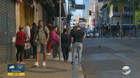 Coronavírus ônibus do transporte público de Campinas operam frota