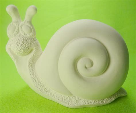 Small Ceramic Snails Unpainted Crafts Statues And Figurines