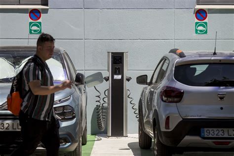 La Movilidad El Ctrica Avanza En Espa A Puntos De Recarga Y Un