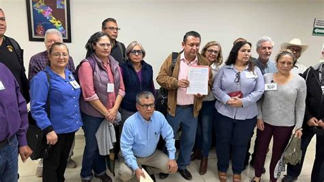 Maestros presentan iniciativa para para reformar la Ley Orgánica de la