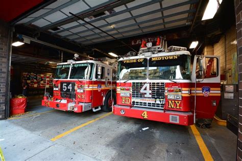 Engine 54 Ladder 4 F D N Y Battalion 9 Manhattan Fire Trucks Fdny