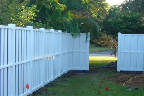 Most Popular Privacy Fence Styles | Zepco Fence | Fence Company