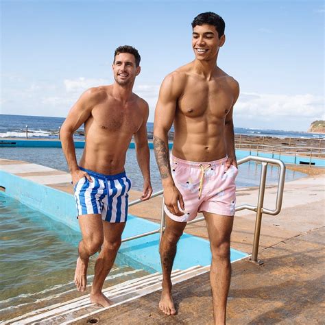 Tend Ncias Da Moda Praia Masculina Homens Que Se Cuidam