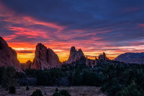 Just Before Sunrise Garden Of The Gods Bruce Hausknecht Flickr