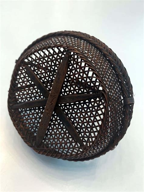 Important Miniature Japanese Bamboo Basket By Hayakawa Shokosai I For