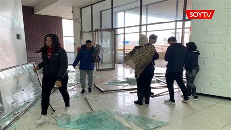 Tromba generó severos daños en el Mall Plaza del Trébol y el sector