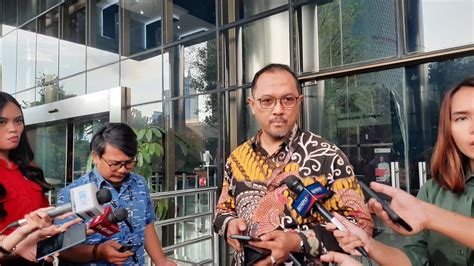 Kpk Cegah Orang Bepergian Ke Luar Negeri Terkait Kasus Korupsi Apd Di