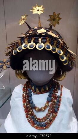 Reconstructed Sumerian Headgear Necklaces Found In The Tomb Of Queen