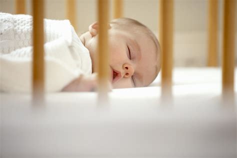 Infant Co-Sleeping Increases Despite Risks and Recommendations | HuffPost