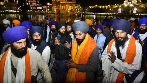 Who Is Controversial Indian Preacher Amritpal Singh Bbc News