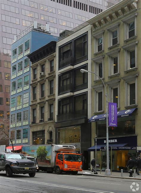 Debate over the historic status of 51 madison ave new york ny 23