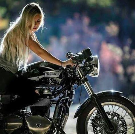 Blonde On Black Moto Cafe Cafe Bike Triumph Bikes Triumph