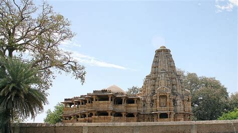 places  visit  dungarpur tourist places  dungarpur dungarpur