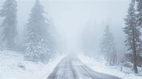 Week End Tempestoso Due Perturbazioni In Arrivo Con Piogge E Nevicate